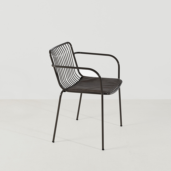 Silla 928 con apoyabrazos - costado