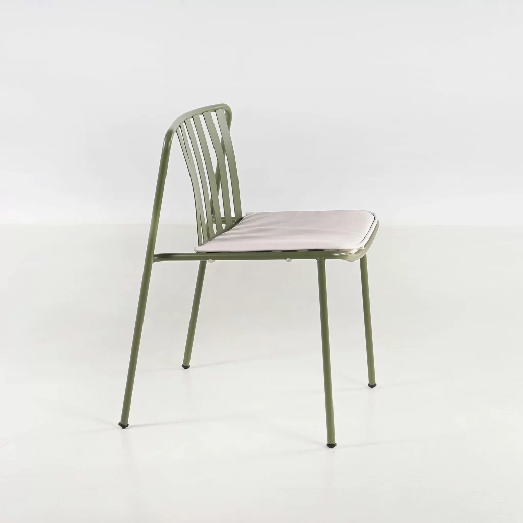 Silla 828 Almohadon Crudo 7644 Alta_Página_1_Imagen_0001