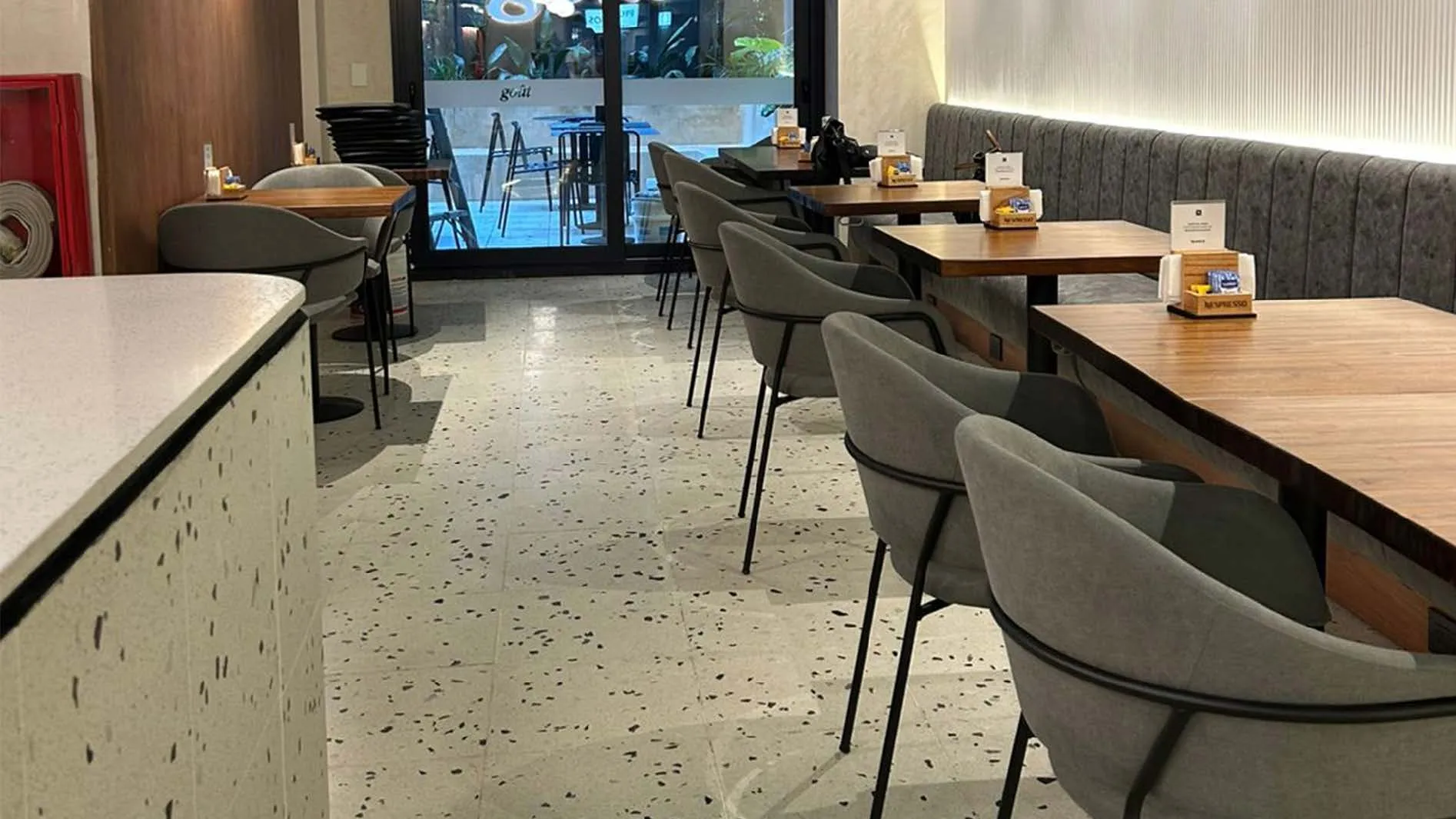 Gout - 412 + 200 tapa madera 2_Página_1_Imagen_0001